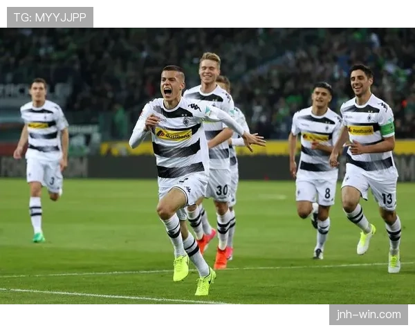 拜仁防守体系漏洞频出，对联赛竞争格局及后续关键赛事带来压力