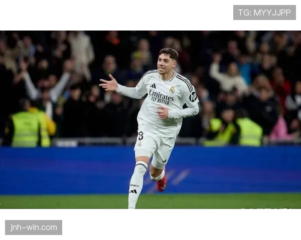 德布劳内 vs 巴尔韦德：中场组织与全能覆盖能力对比分析