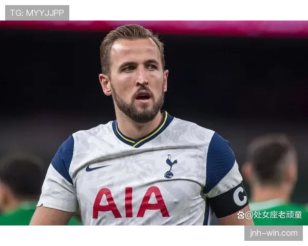 哈里·凯恩与莱万巅峰期对比：全能中锋与终结机器的差异解析